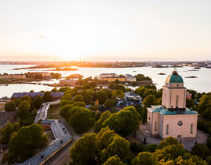 Helsinki y Fiordos Magníficos Helsinki y Fiordos Magníficos