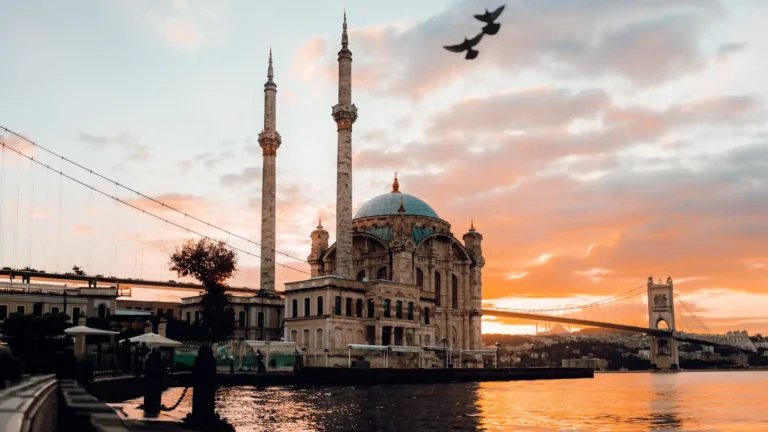 Turquía y Egipto en 2027 Una Experiencia entre Imperios