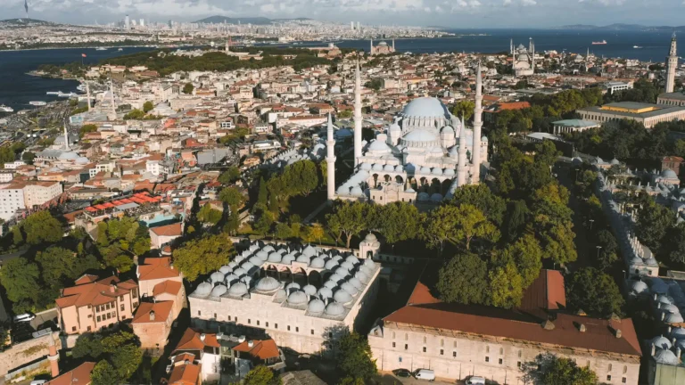 Turquía y Jordania en 2027 17 Días por Petra, Capadocia y Estambul