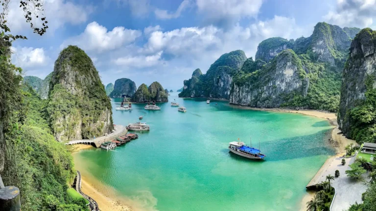 Viaja a Vietnam, Camboya y Tailandia en 2027 con Tiquetes